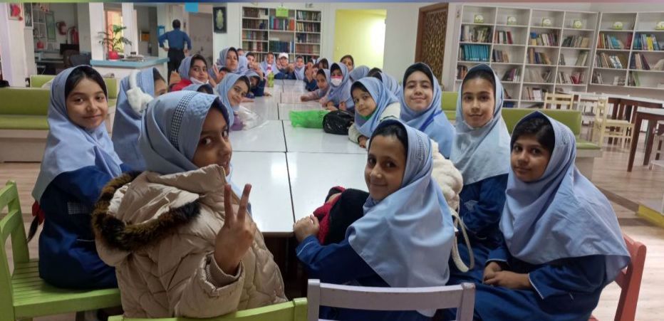 اردوی تشویقی کلاس برتر درسی مدرسه بنت الهدی صدر ۲