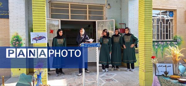 پاسداشت آیین کهن مهرگان در دبیرستان فرزانگان دوره اول