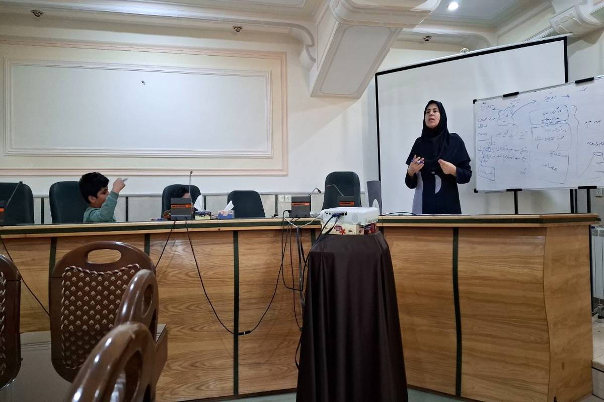 دانش‌آموزان می‌توانند مسیر خبرنگاری را از مدرسه آغاز کنند