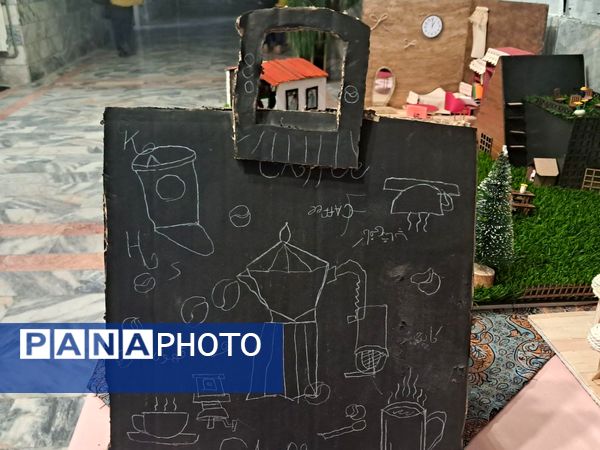 نمایشگاه هنری مدرسه انیس خوش قدم 