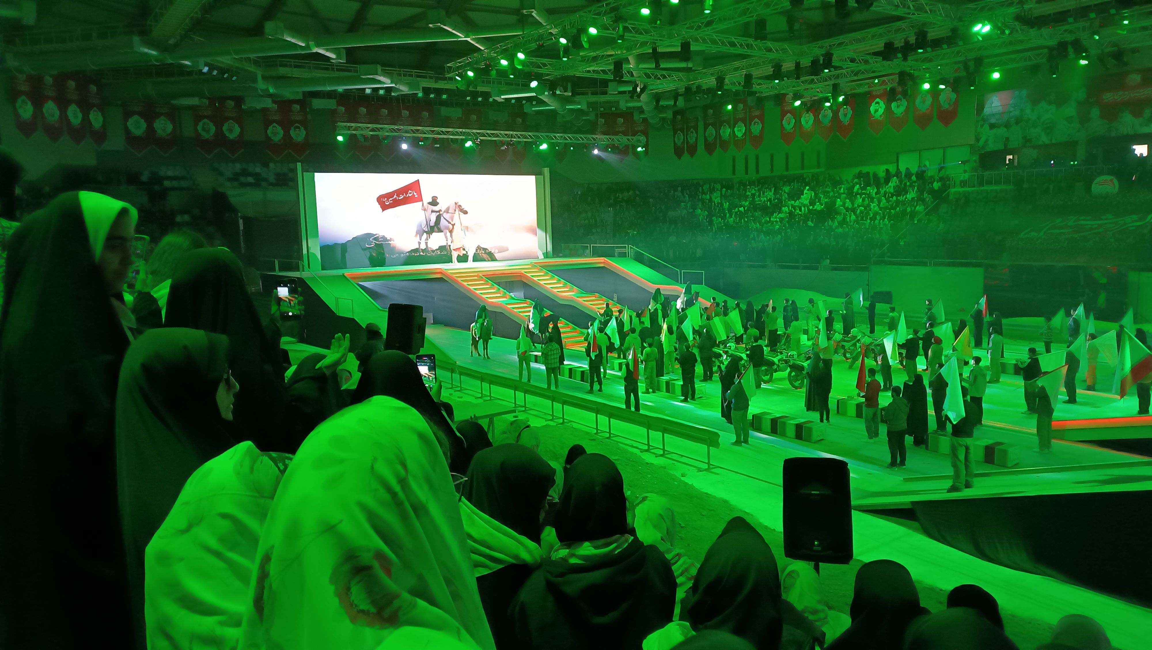 حضور دانش‌آموزان دبیرستان سردار سلیمانی در اجلاسیه شهدای دانش‌آموز استان البرز