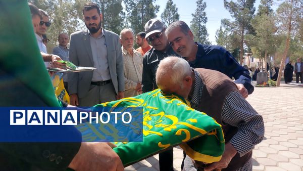 حضور کاروان زیر سایه خورشید در نایین