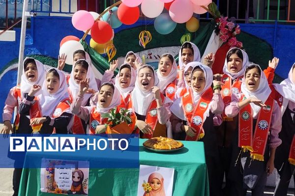 جشن سپیدپوشان مهربانی در مدرسه «بنت الهدی» شهرستان فیروزکوه به مناسبت روز پرستار و ولادت حضرت زینب(س)