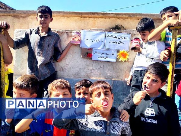 هر دانشآموز یک مسواک