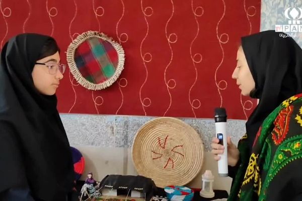 برگزاری مراسم فرهنگ و هنر «ماها» در مدرسه دخترانه مکتب الزهرا معمولان