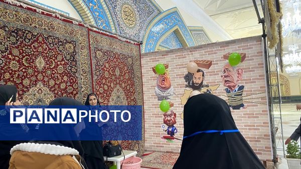 بازدید دانش آموزان دبیرستان دخترانه امید از آرامگاه شهید مدرس