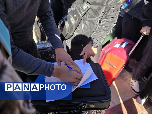 روایت تصویری سفر معنوی دانش‌آموزان عازم حج عمره