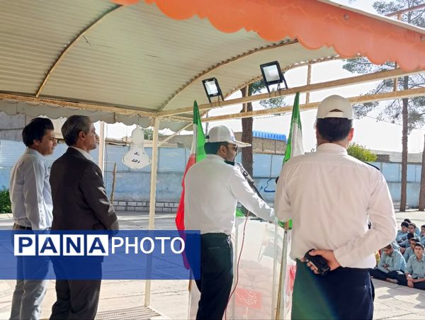  زنگ فرهنگ ترافیک در دبیرستان رییس‌زاده خلیل اباد به صدا درآمد
