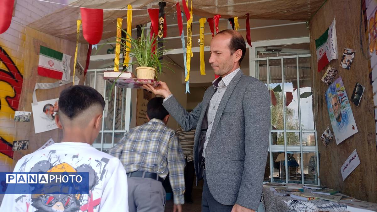 جشن جوانه ها در دبیرستان نمونه دولتی شهید حاج قاسم سلیمانی بن 