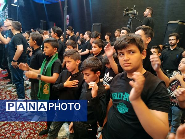 سوگواره احلی من‌‌العسل با حضور دانش‌آموزان آذرشهری 