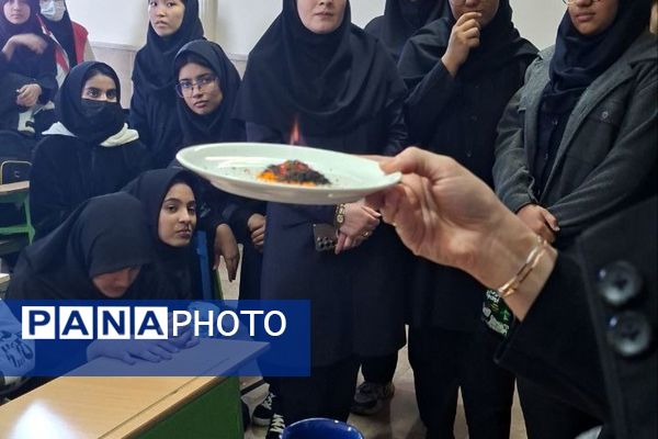 آزمایش، کشف، پژوهش؛ شیمی زنده در دبیرستان نمونه امیرالمؤمنین(ع)