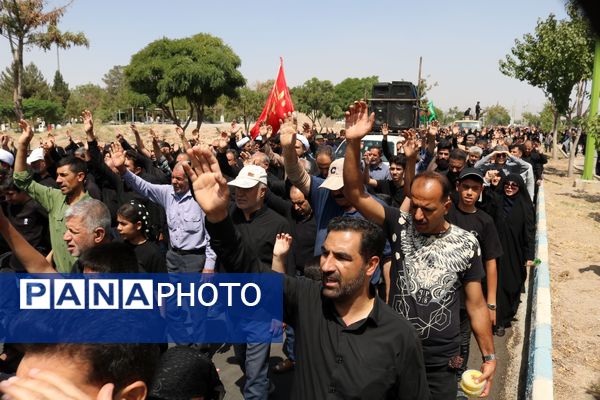 پیاده‌روی جاماندگان اربعین در شهرستان لنجان 