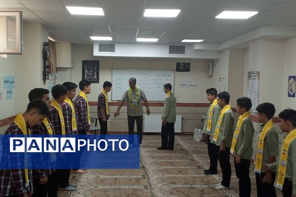 کارگاه آموزشی پیش اردوی منطقه‌ای پیشتازان در بهارستان‌۲