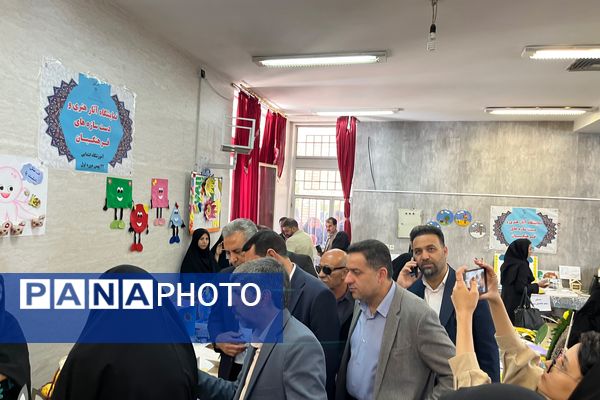 نمایشگاه تکنولوژی آموزشی در شهرستان آباده