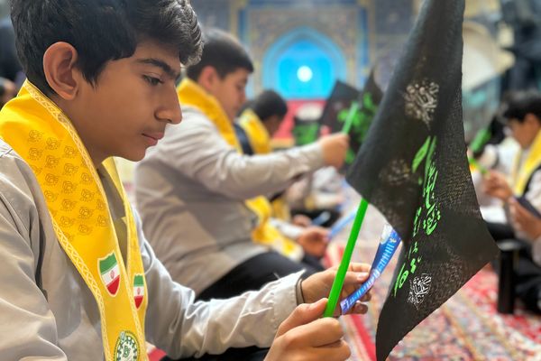 مراسم عزاداری نوگلان فاطمی با حضور طلایه‌داران علم 