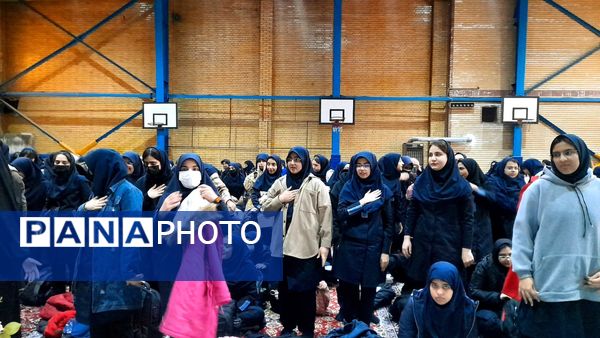 جشن ولادت حضرت زهرا(س) و روز مادر در مدرسه شاهد «عصمت» ناحیه ۳ کرج 