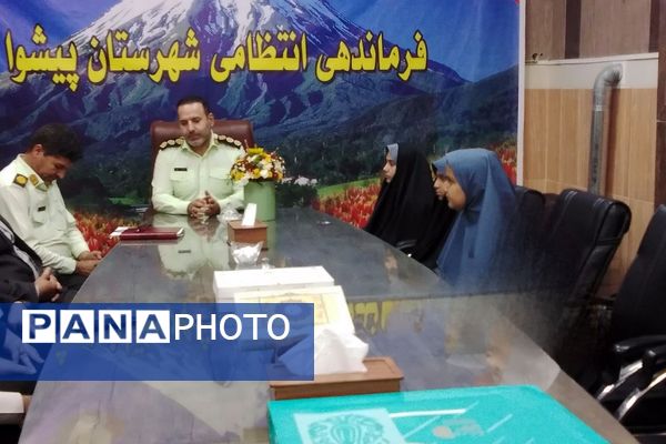 گرامیداشت هفته فراجا در دبستان های جعفریه و شیخ جنید شهرستان پیشوا