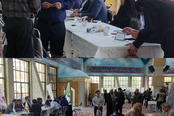 برپایی میز خدمت در حاشیه نماز جمعه بجنورد
