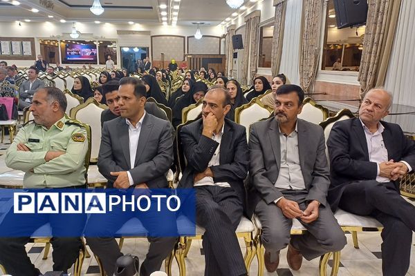 هفدهمین جشنواره مجمع خیرین مدرسه‌ساز شهریار در تالار شباهنگ شهریار برگزار شد 
