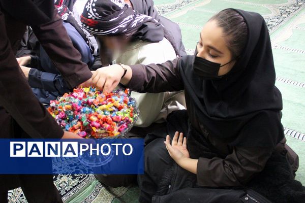 جشن و مولودی‌خوانی میلاد حضرت زهرا(س) در هنرستان آفرینش پردیس 