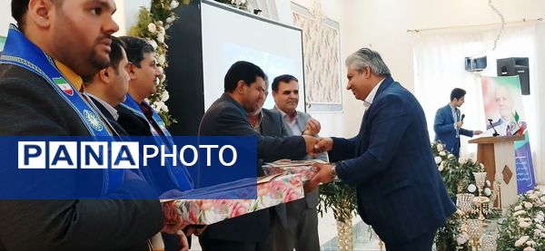 نشست توجیهی  مدیران مدارس شهرستان طرقبه شاندیز