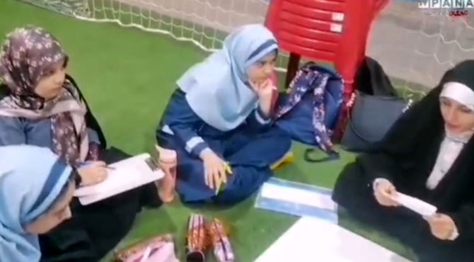 شرکت دانش آموزان در رویداد علمی ایده پردازان نخبه در مسجد شکرالله نوری شیراز