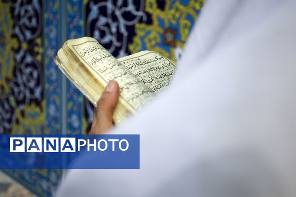 آیین معنوی اعتکاف در حرم مطهر رضوی- ۲