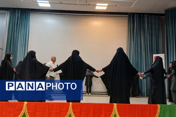  کارگاه آموزشی نحوه تعامل با دانش‌آموزان و بازی‌های گروهی در باقرشهر 