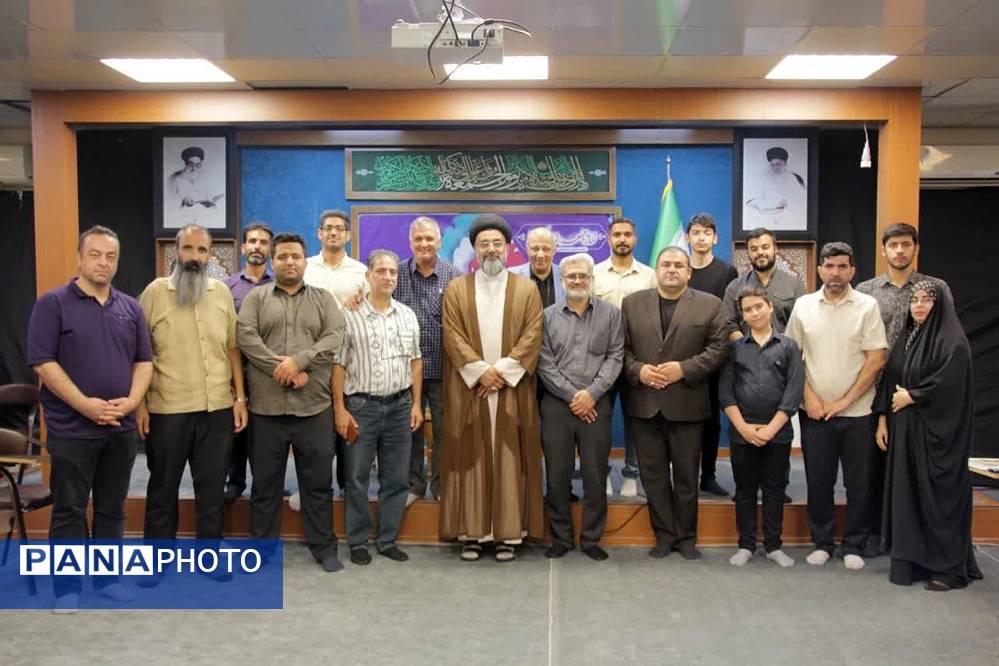 دیدار صمیمانه خبرنگاران پیشوا با امام جمعه به مناسبت روز خبرنگار