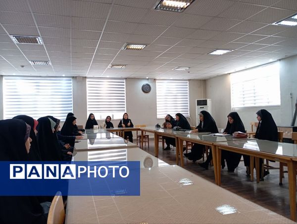 انجمن‌های اسلامی یکی از ثروت‌های جمهوری اسلامی اند