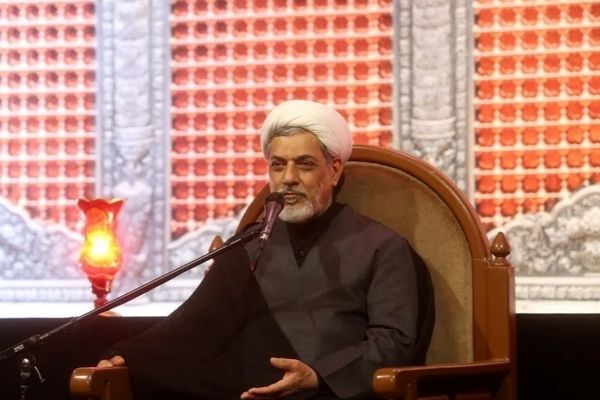 استکبارستیزی و خدمت به مؤمنین از شروط همراهی با اهل بیت(ع) است