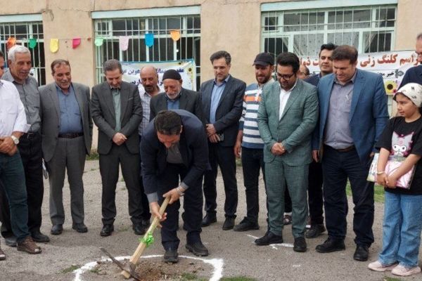 ساخت مدرسه‌ای مدرن در روستای ذوالبین هشترود کلید خورد