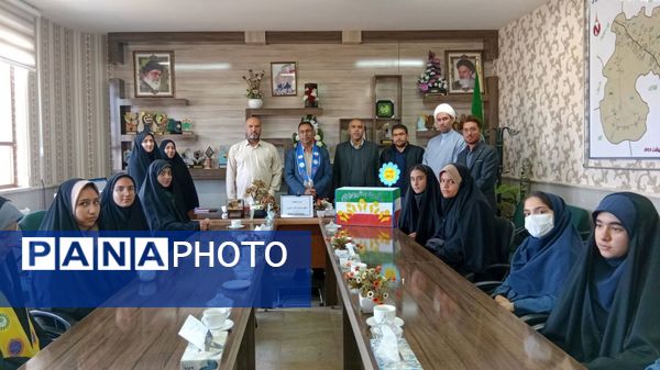 سیزدهمین دوره انتخابات شورای دانش آموزی منطقه در شهرستان رشتخوار