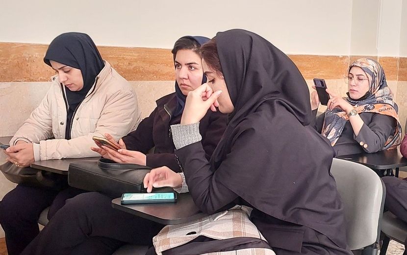  کارگاه تبیین و واکاوی ضروریات سفر یادگیری در دبیرستان‌ نمونه‌دولتی ولایت بهارستان‌دو