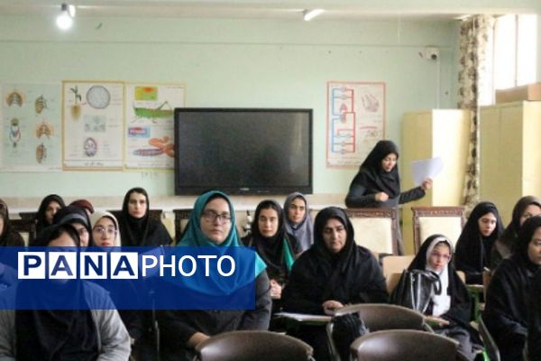 اولین جلسه رابطین تحقیق و پژوهش در پژوهش‌سرای هسته‌ای فیروزکوه 