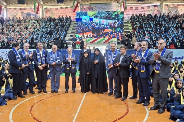 جشن باشکوه سالروز تاسیس سازمان دانش‌آموزی در ورزشگاه ساصد برگزار شد
