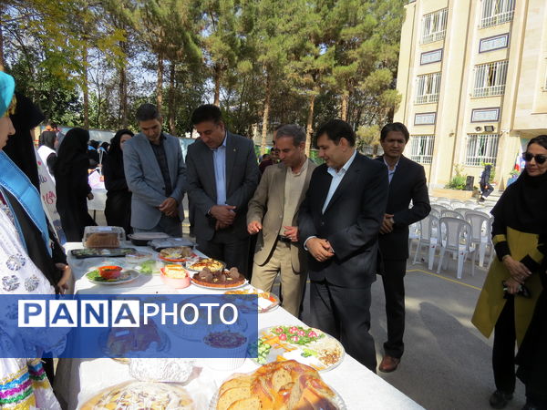 انتخابات همیار مشاور مدرسه دخترانه فرزانگان