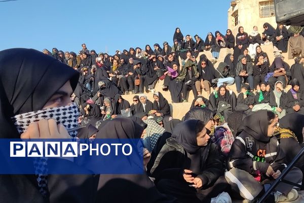 حس و حال دانش‌آموزان فریدونشهری در اردوی راهیان نور