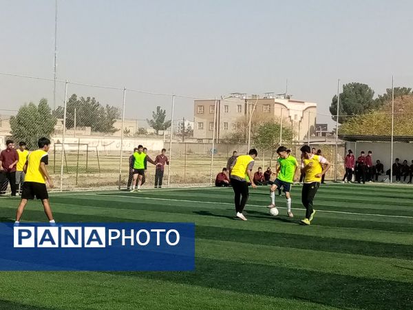 آغاز رقابت‌های ورزشی دبیرستان نمونه آیت‌الله خامنه‌ای 