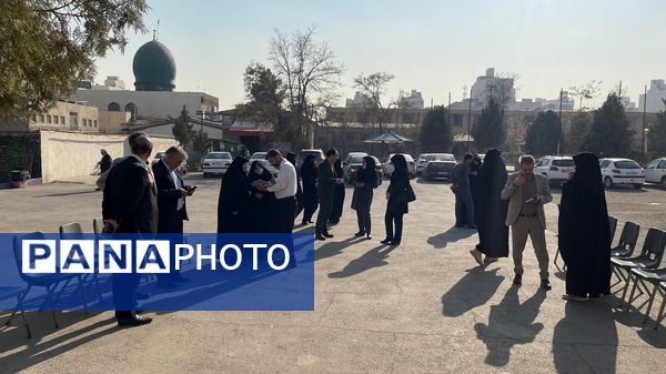 بازدید مدیران مدارس غیردولتی ناحیه ۷ مشهد از نمایشگاه کتاب