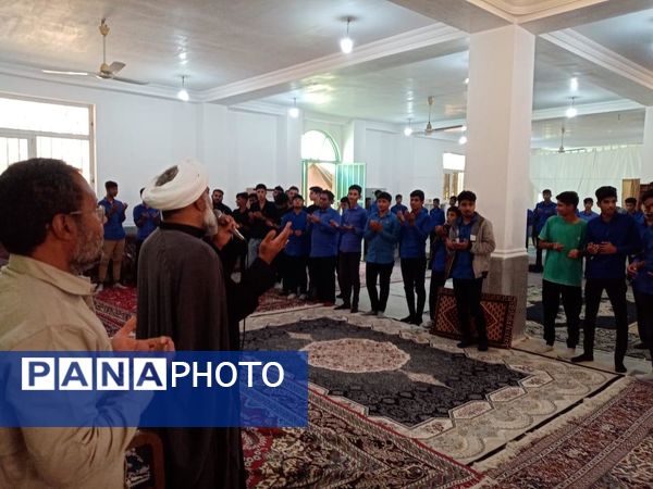 آیین استقبال باشکوه از شهید گمنام در مسجد مهدیه فین