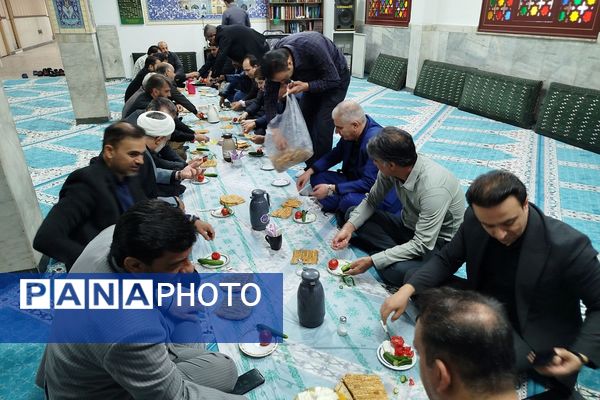مراسم ارتحال امام خمینی (ره) در اداره آموزش و پرورش ناحیه دو شهرری 