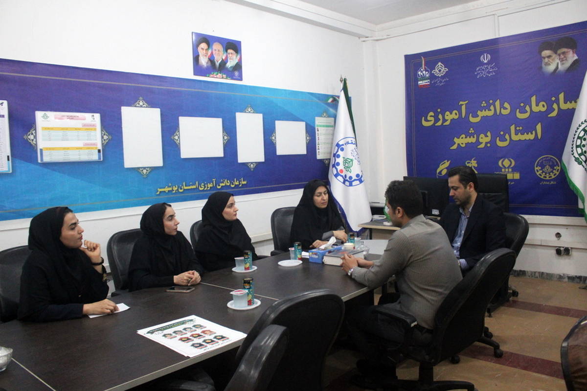 نشست هماندیشی معاون پرورشی آموزش و پرورش شهرستان گناوه با رئیس سازمان دانشآموزی استان بوشهر