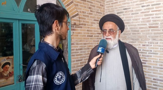 امام خمینی (ره) یک ملت بود 