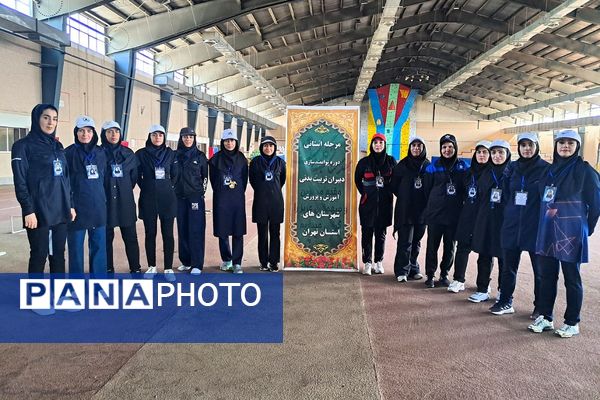 رقابت دبیران تربیت بدنی شهرستانهای تهران جهت راه یابی به مسابقات کشوری در ملارد 