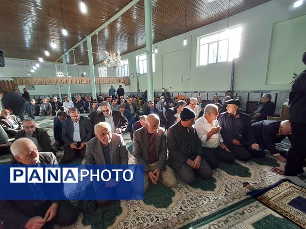 اقامه نماز عید سعید فطر در مسجد جامع جمنان قائمشهر