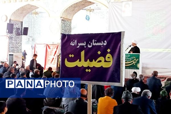 نشست شهردار کاشمر با تشکل های دانش‌آموزی دبیرستان نمونه آیت الله خامنه‌ای کاشمر