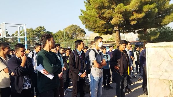 گرامیداشت هفته سلامت روان در دبیرستان شاهد ابوذر غفاری 