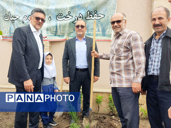 همزمان با سراسر کشور جشن شکوفه‌ها در شهرستان بابلسر 