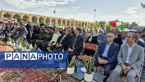 آیین رونمایی و افتتاح پروژه‌ها و ماشین‌آلات شهرداری تربت‌حیدریه